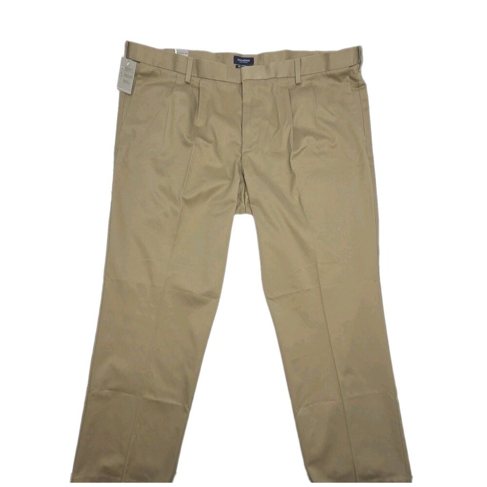 Dockers Signature Khaki Pants Tan Men Sz 48 x 32 Pleated D3 Classic Fit NEW